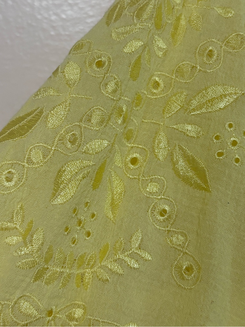 Soft Surroundings Lemon Yellow 100% Cotton Gauze Pintuck Blouse Embroidered - Picture 3 of 8